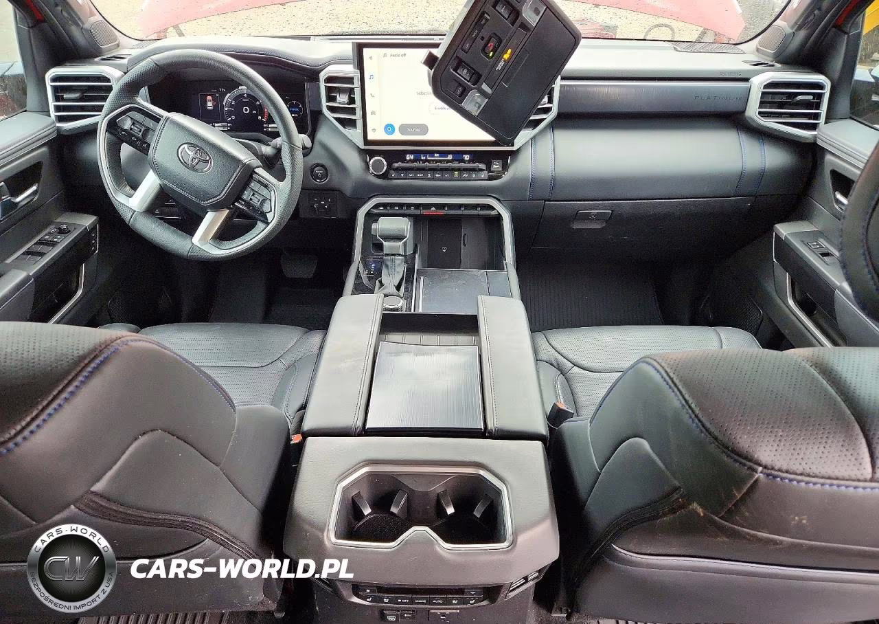 2025 Toyota Sequoia Platinum VIN:7SVAAABA7SX064503 - 8