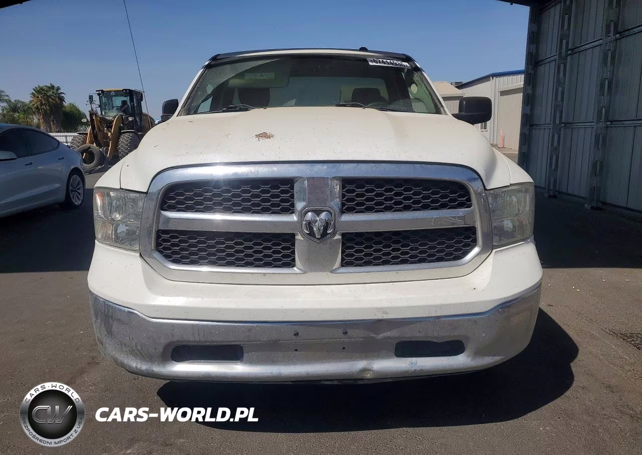 2022 Ram 1500 Classic Tradesman VIN:3C6JR6DG7NG428114 - 5