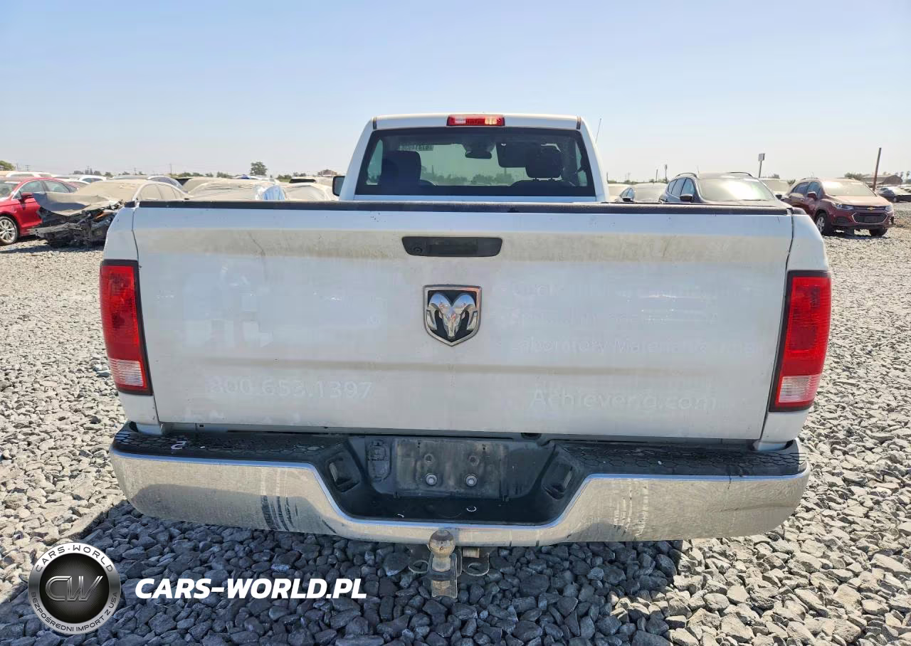 2022 Ram 1500 Classic Tradesman VIN:3C6JR6DG7NG428114 - 6