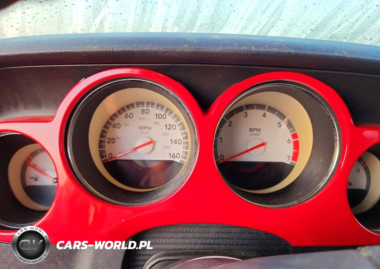 2009 Dodge Challenger R-T VIN:2B3LJ54T99H603650 - 9