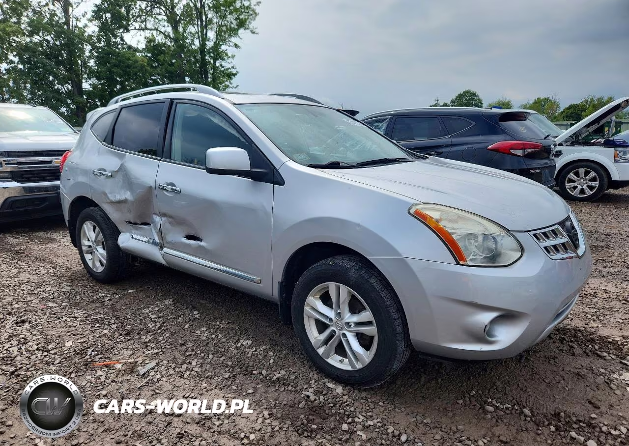 2013 Nissan Rogue S VIN:JN8AS5MV8DW646279 - 4