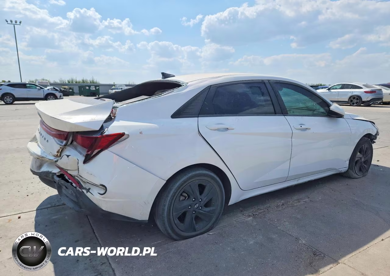 2023 Hyundai Elantra Sel VIN:5NPLM4AG0PH104019 - 3