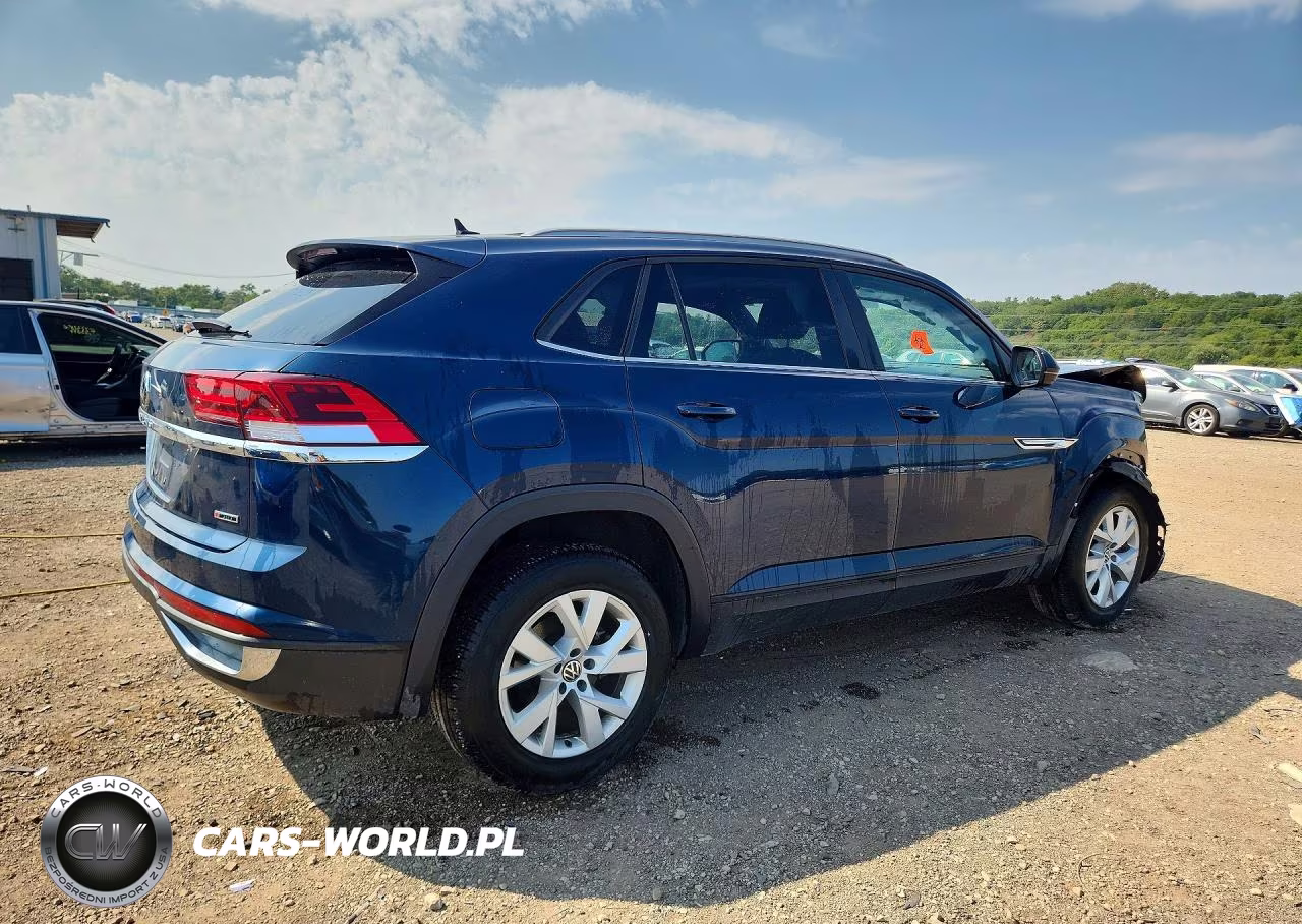 2021 Volkswagen Atlas Cross Sport S VIN:1V2GC2CA2MC231569 - 3