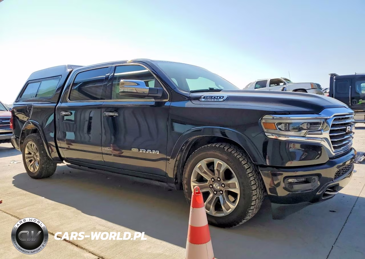 2020 Ram 1500 Longhorn VIN:1C6SRFKT3LN393354 - 4