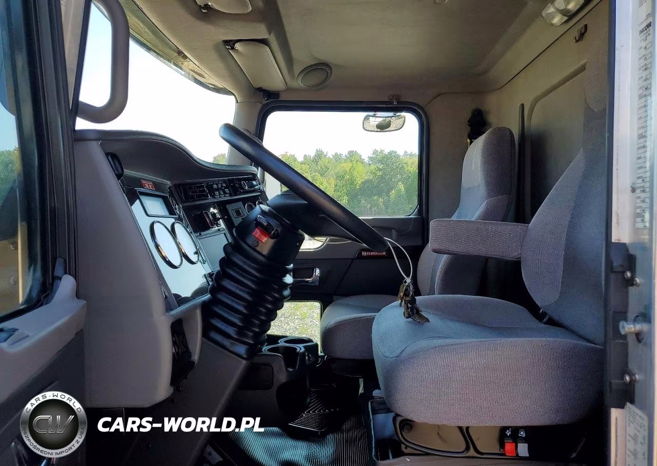 2017 Kenworth Construction T270 VIN:2NKHHM6X9HM172600 - 7