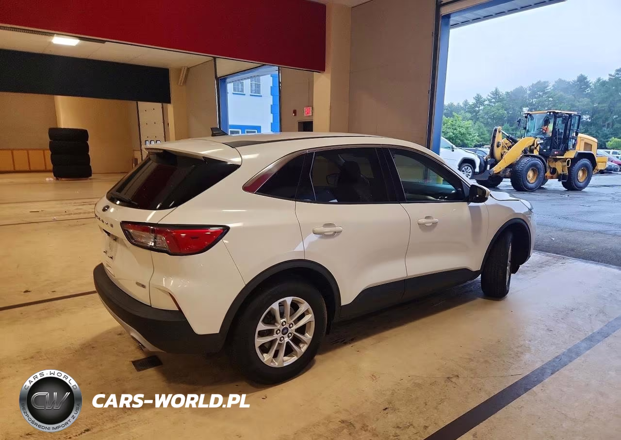 2020 Ford Escape Se VIN:1FMCU9G61LUA89120 - 3