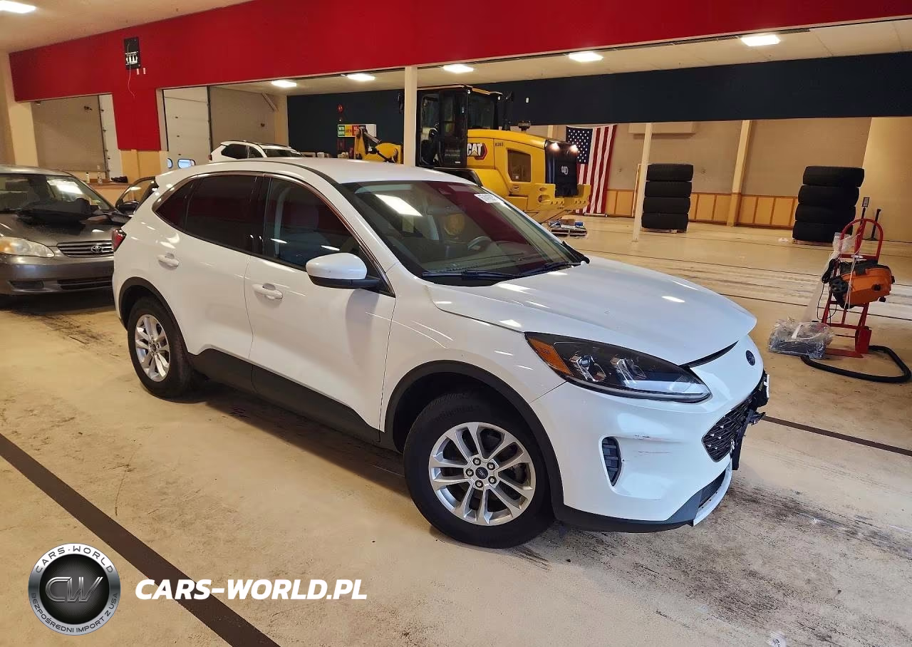 2020 Ford Escape Se VIN:1FMCU9G61LUA89120 - 4