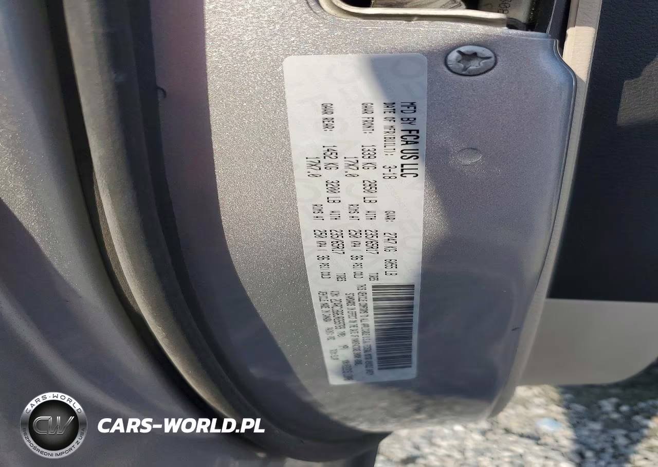 2018 Chrysler Pacifica Touring L VIN:2C4RC1BG6JR269769 - 14