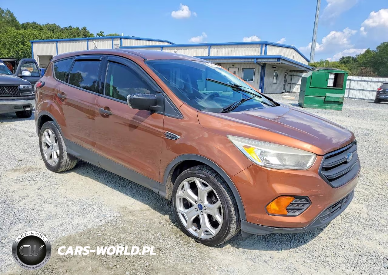 2017 Ford Escape S VIN:1FMCU0F71HUE85240 - 4