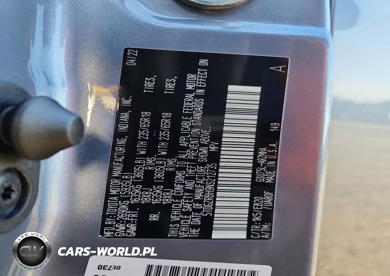 2026 Toyota Highlander Sport VIN:5TDGZRBH9NS212735 - 13