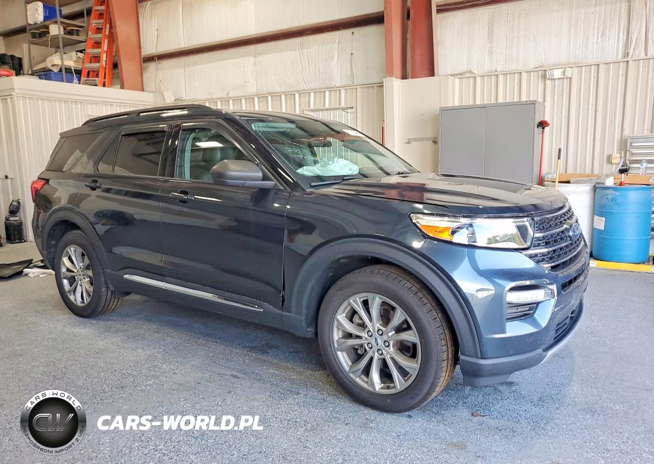 2023 Ford Explorer Xlt VIN:1FMSK8DH2PGB39044 - 4