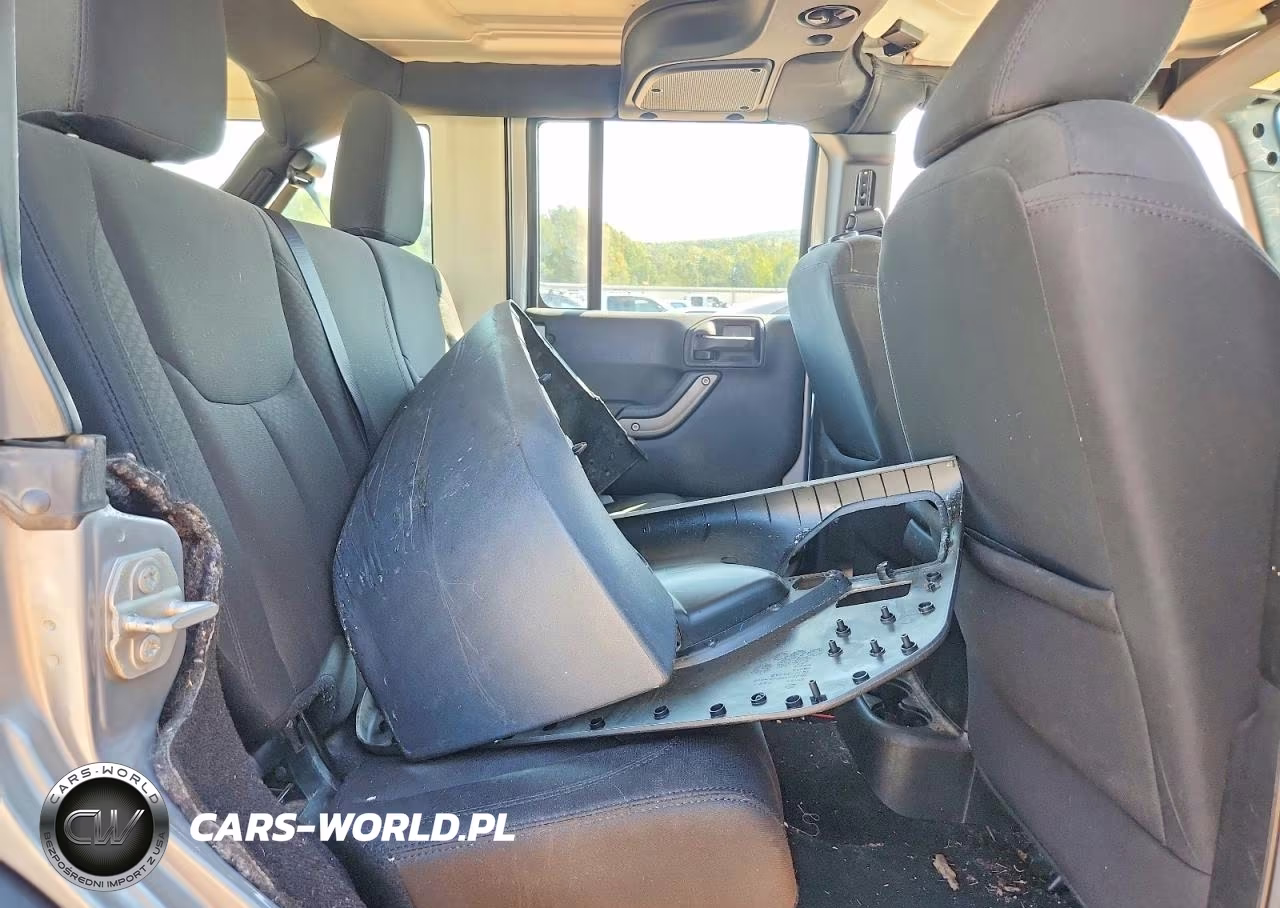 2017 Jeep Wrangler Unlimited Sport VIN:1C4BJWKG9HL648711 - 11