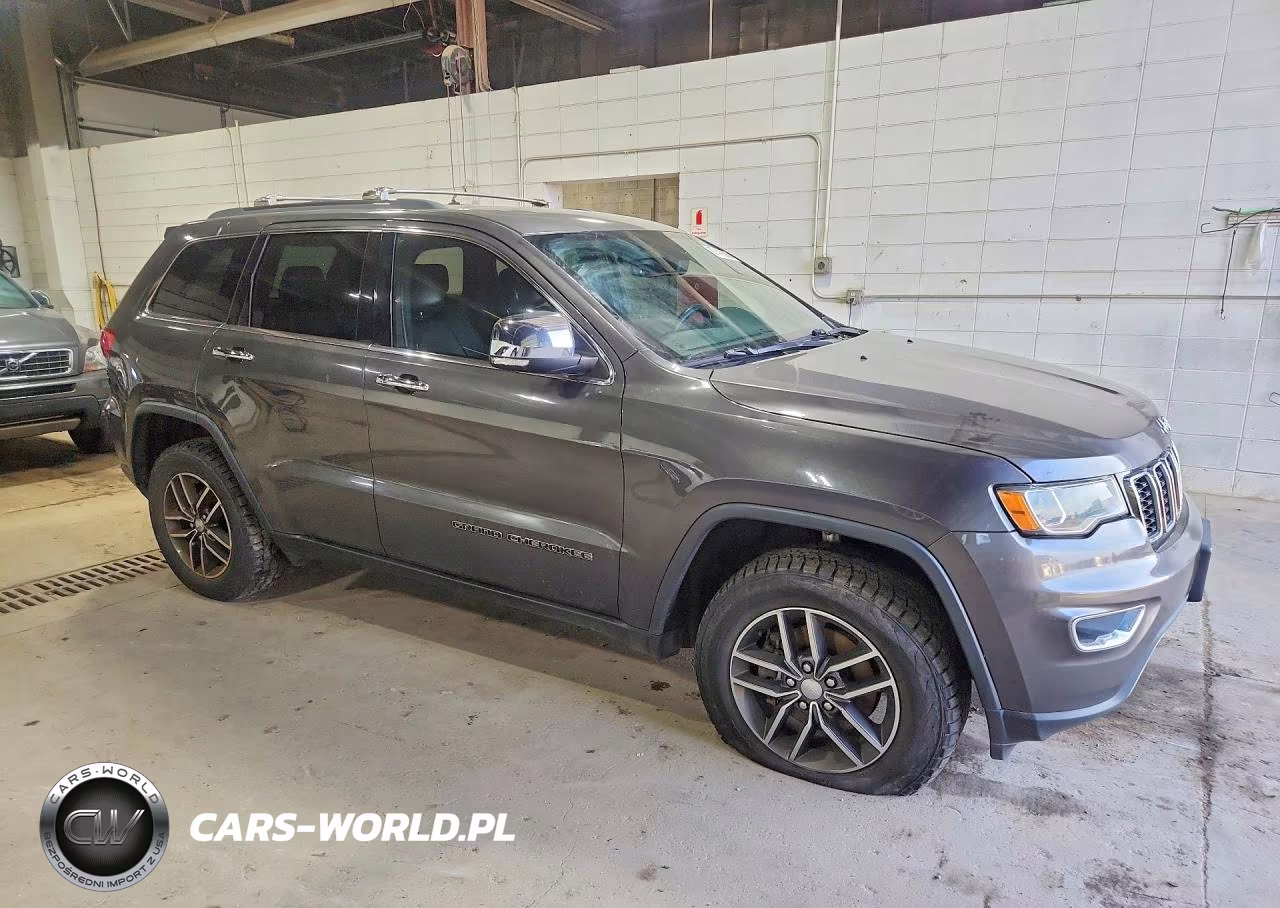 2017 Jeep Gran Cheor VIN:1C4RJFBG5HC789967 - 4