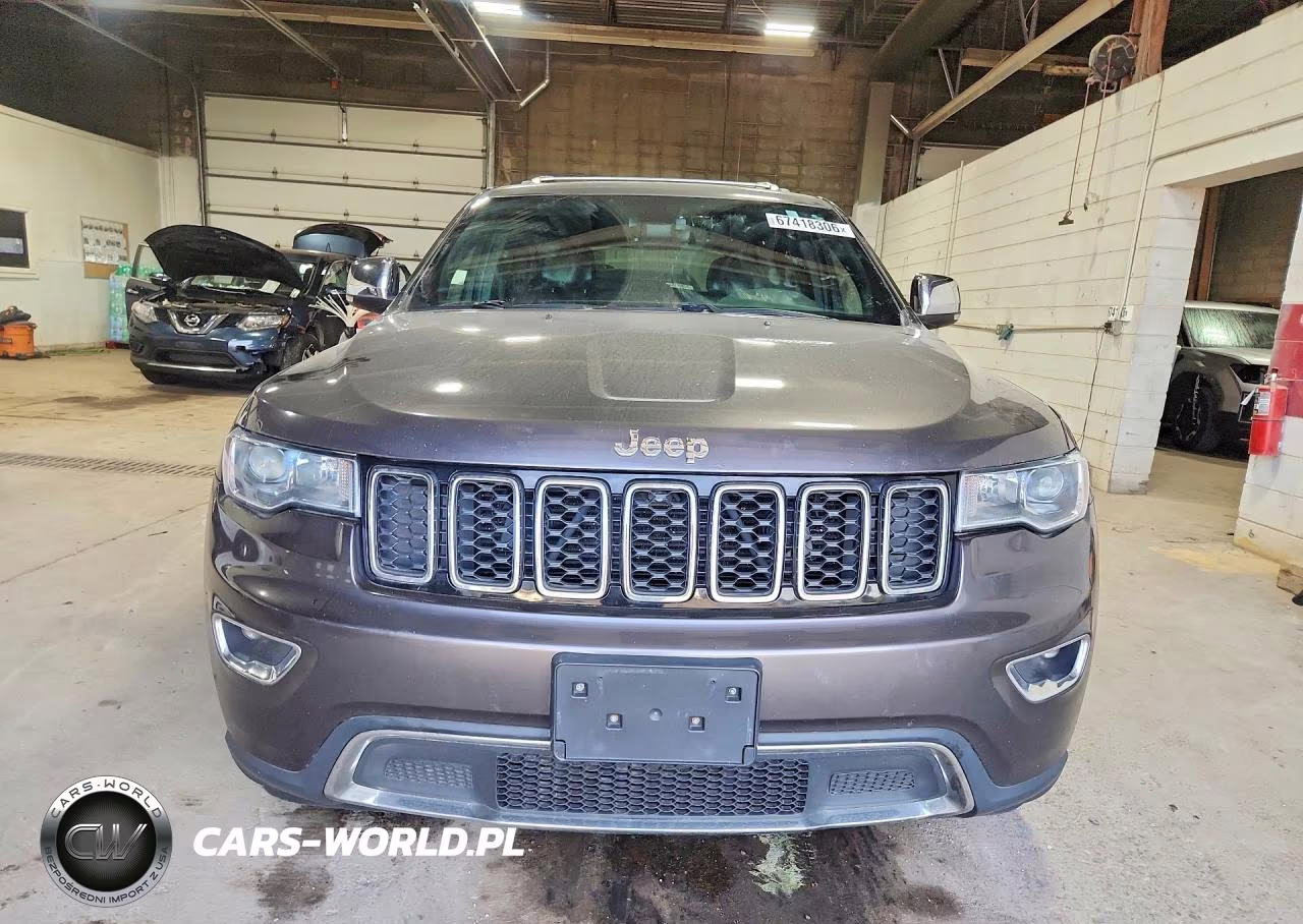 2017 Jeep Gran Cheor VIN:1C4RJFBG5HC789967 - 5