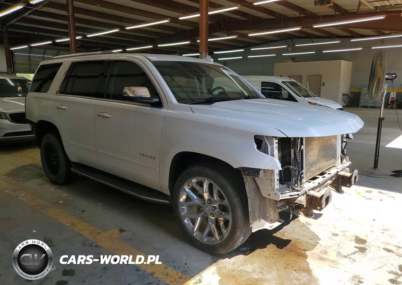 2018 Chevrolet Tahoe K1500 Premier VIN:1GNSKCKC3JR185533 - 4