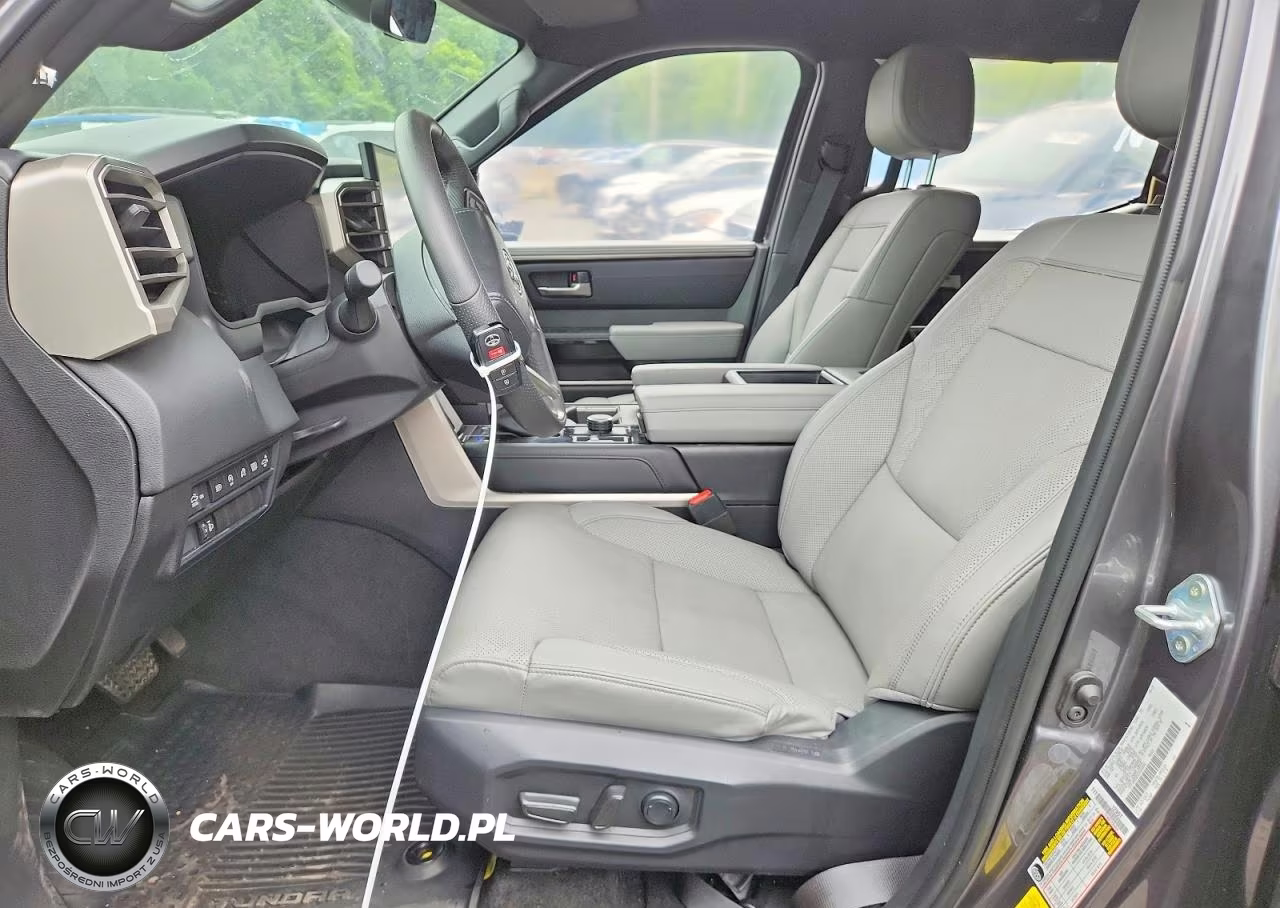 2025 Toyota Tundra Crewmax Limited VIN:5TFJA5DBXSX314842 - 7