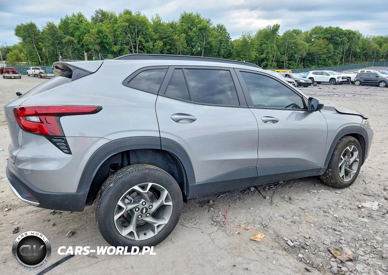 2025 Chevrolet Trax 1Lt VIN:KL77LHEP4SC206074 - 3