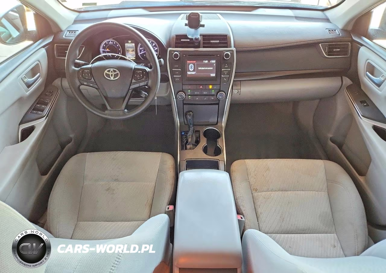 2016 Toyota Camry Le VIN:4T1BF1FK5GU610187 - 8