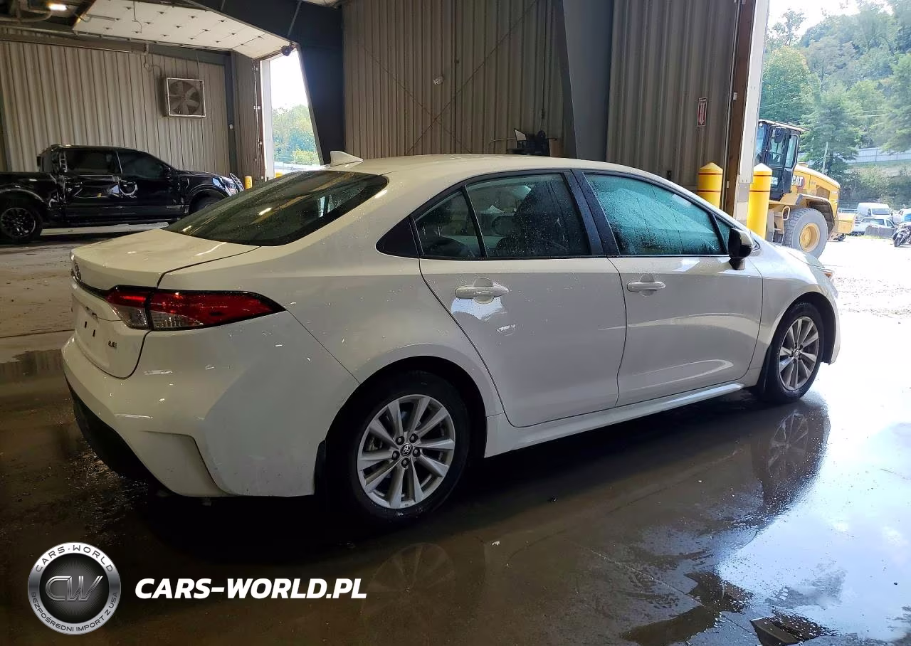 2026 Toyota Corolla Le VIN:5YFB4MDE7TP376568 - 3