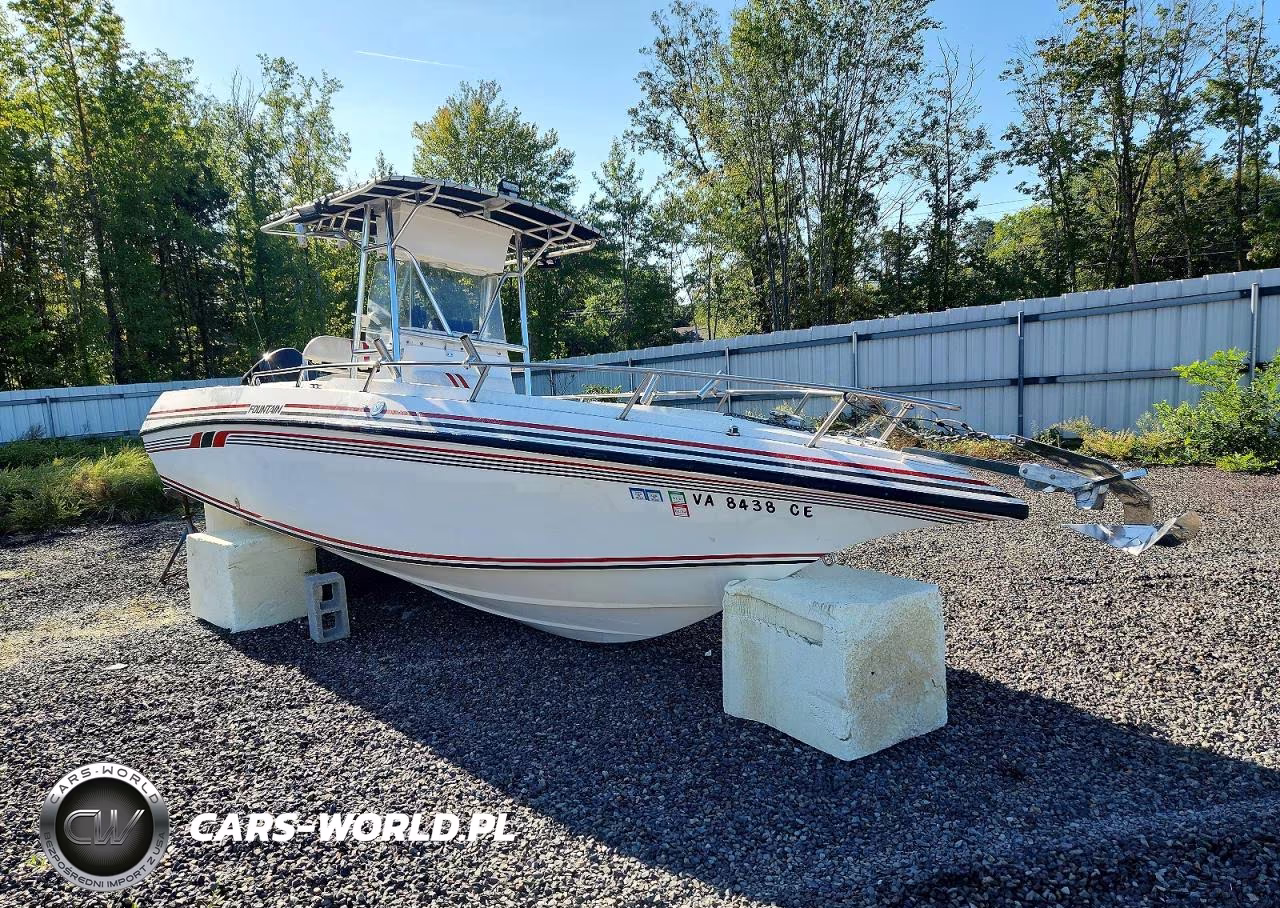1993 Fountain Boat - Boat