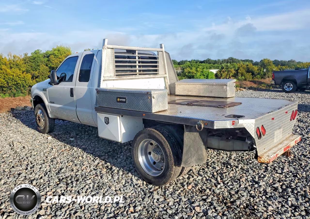 2003 Ford F550 Super Duty VIN:1FDAX57F83EB17531 - 2