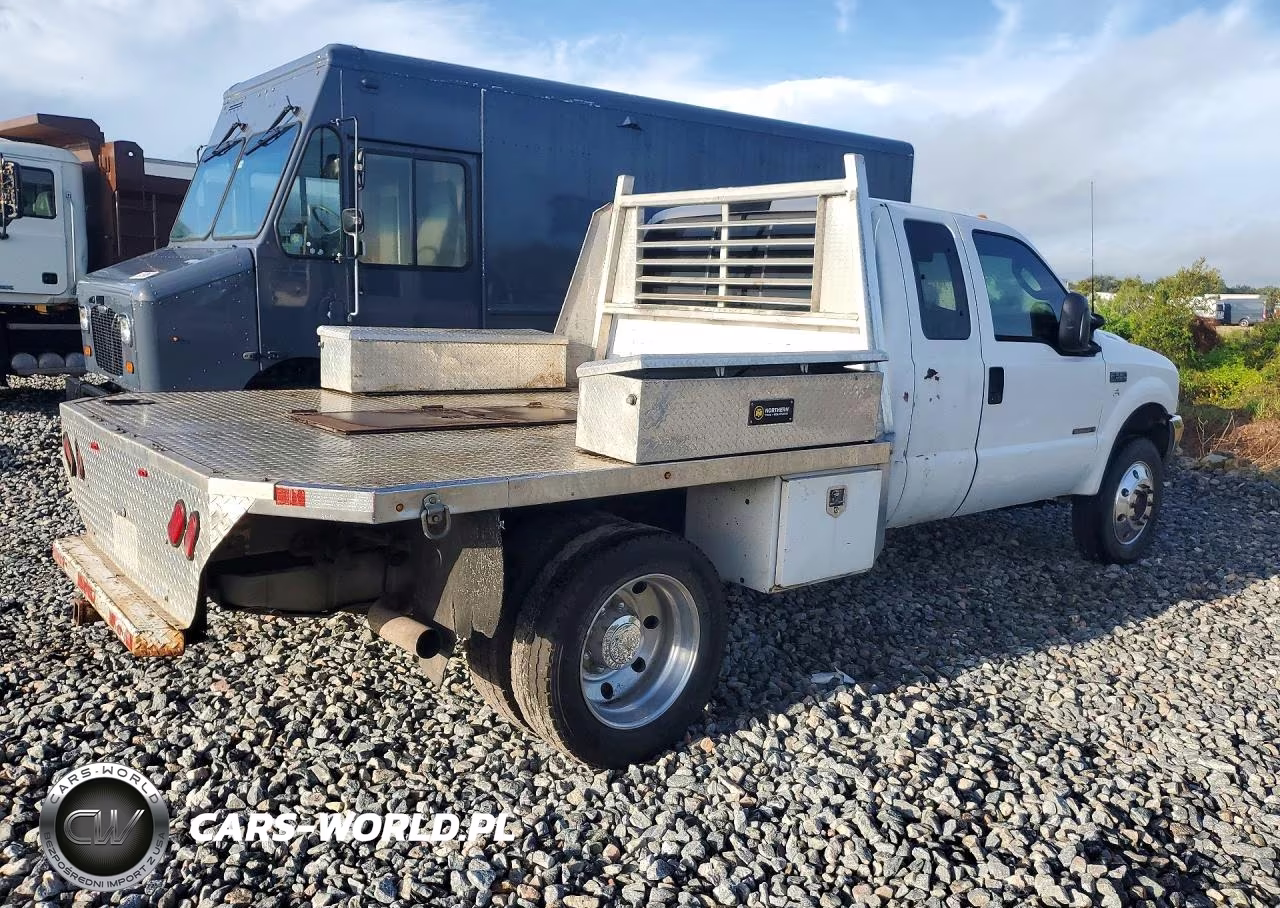 2003 Ford F550 Super Duty VIN:1FDAX57F83EB17531 - 3