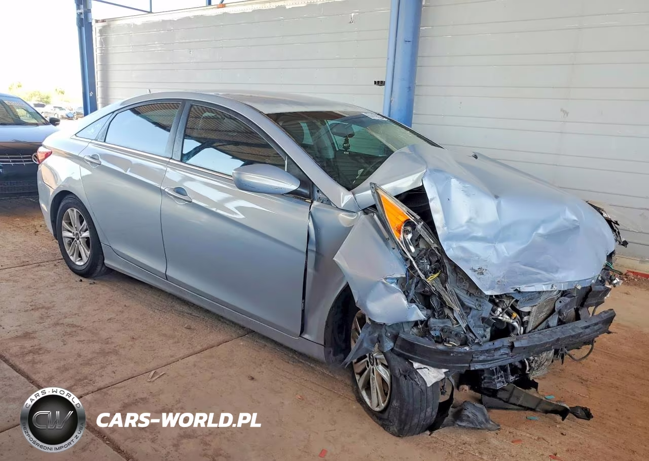 2013 Hyundai Sonata Gls VIN:5NPEB4AC5DH772938 - 4