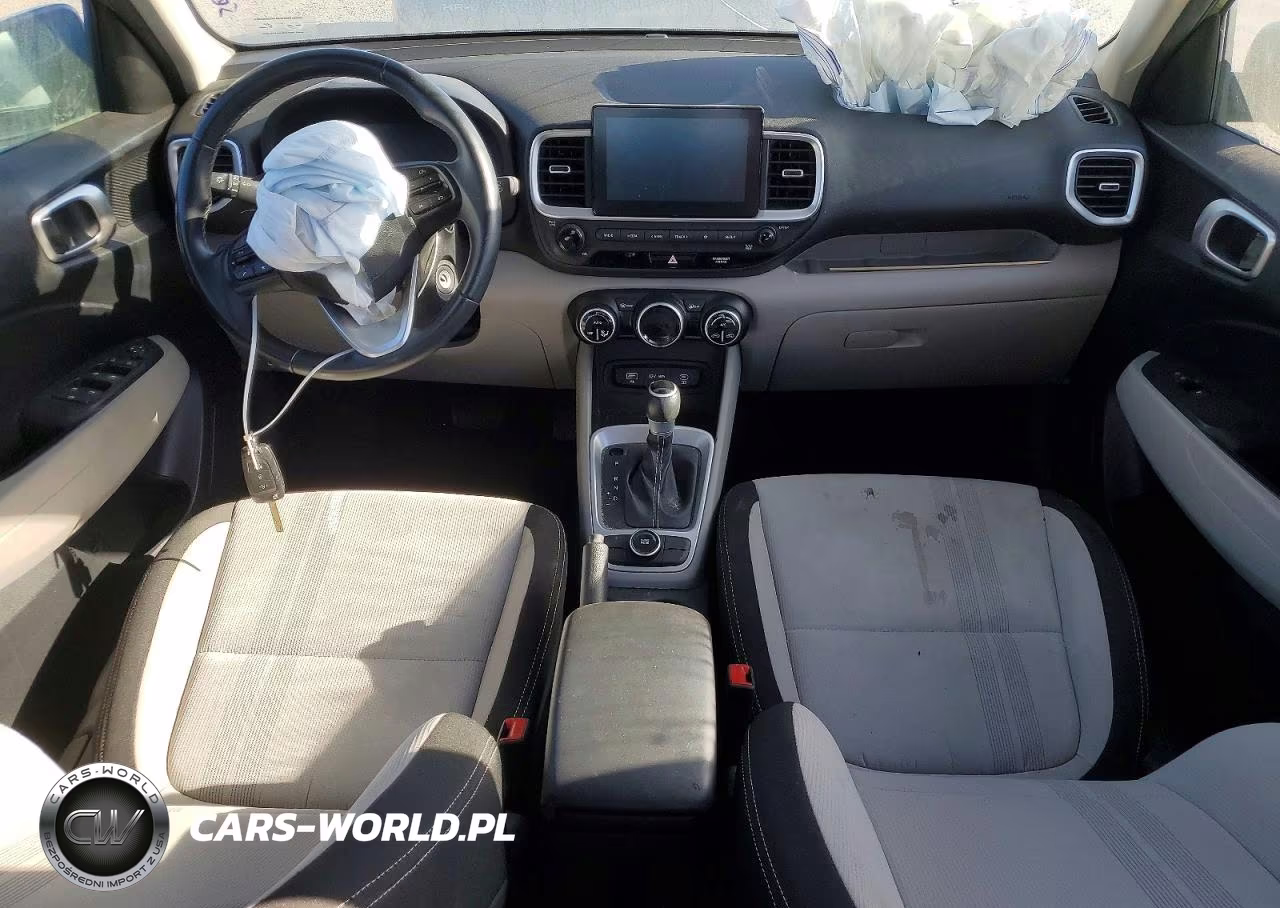2023 Hyundai Venue Sel VIN:KMHRC8A36PU215810 - 8