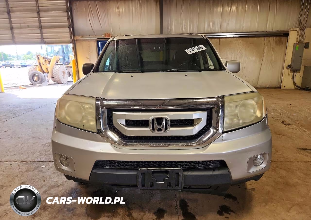 2011 Honda Pilot Touring VIN:5FNYF4H95BB071081 - 5