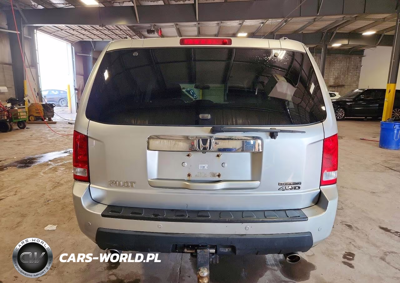 2011 Honda Pilot Touring VIN:5FNYF4H95BB071081 - 6