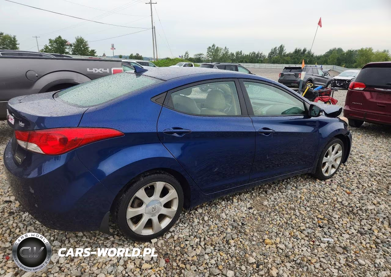2013 Hyundai Elantra Limited VIN:KMHDH4AEXDU568388 - 3