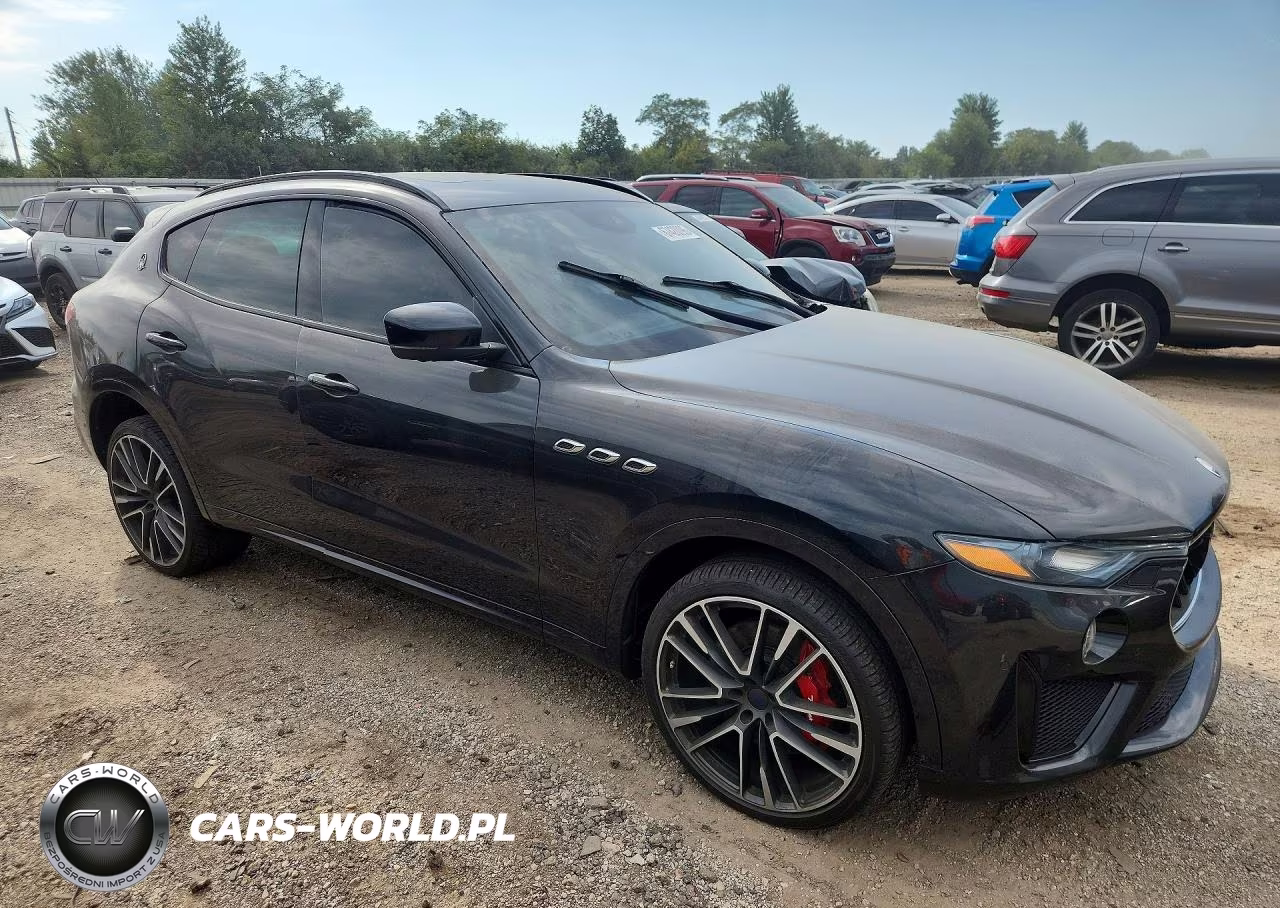 2019 Maserati Levante Gts VIN:ZN661ZUA1KX324114 - 4