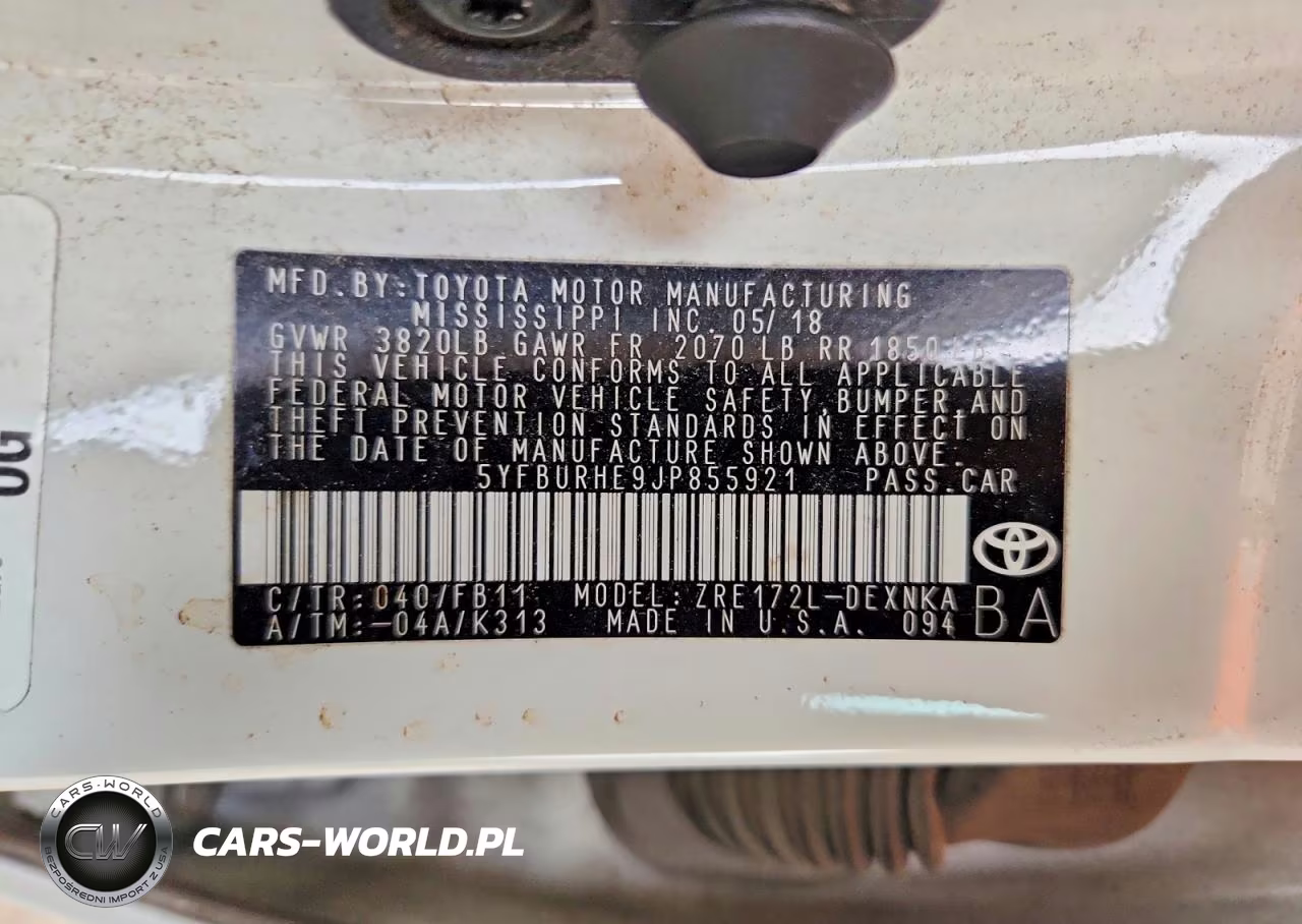 2018 Toyota Corolla Le VIN:5YFBURHE9JP855921 - 12