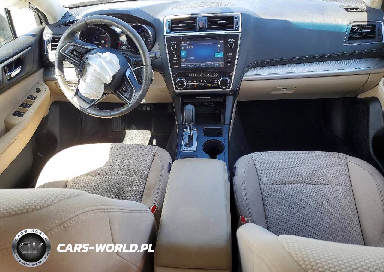 2019 Subaru Outback 2.5I Premium VIN:4S4BSAFC7K3383376 - 8