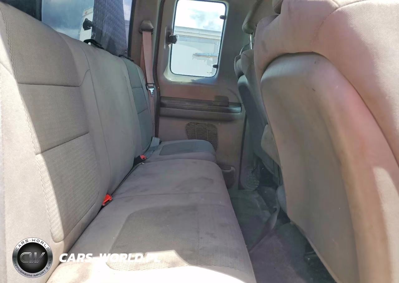 2005 Ford F450 Super Duty VIN:1FDXX46P85EB78959 - 10