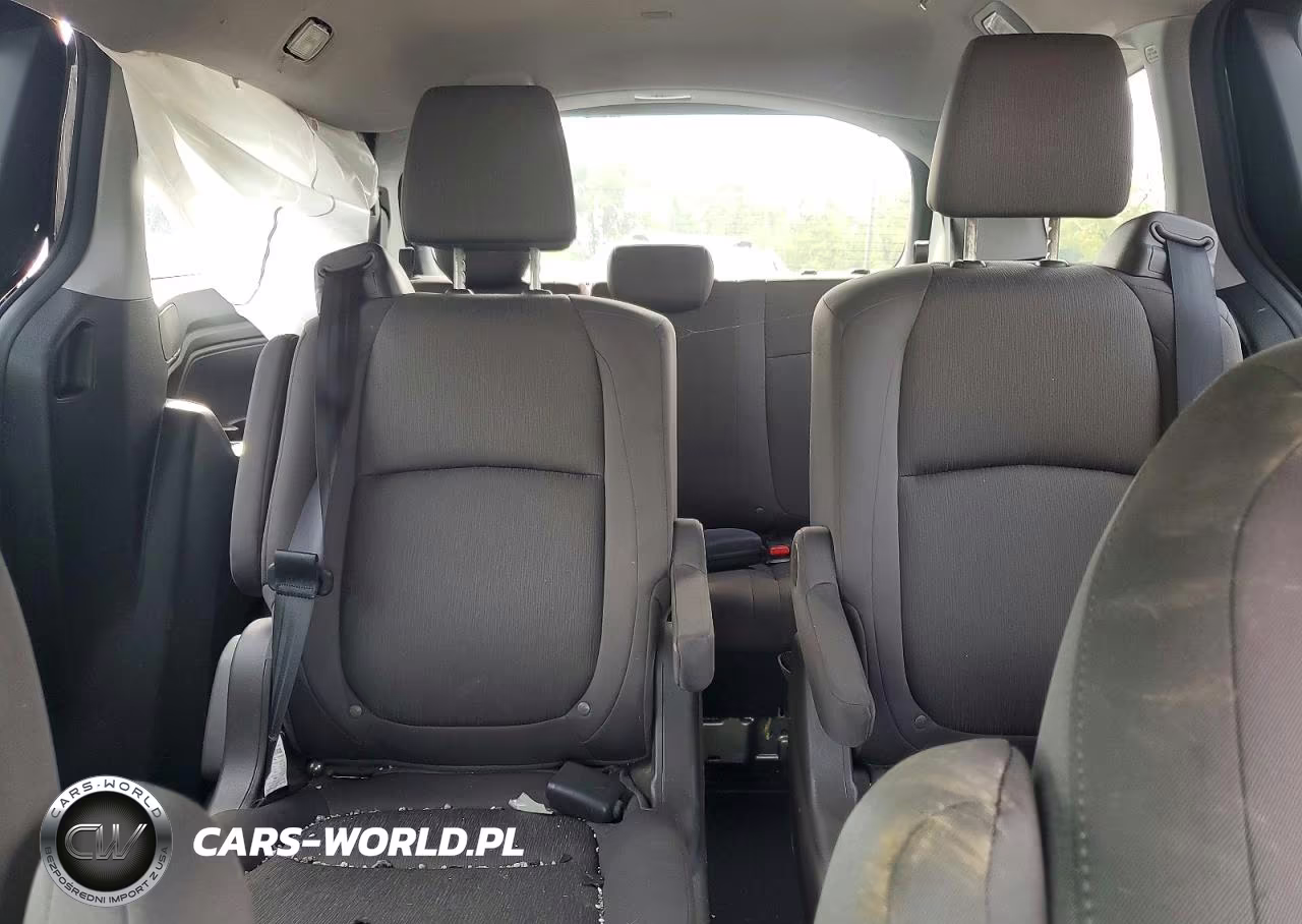 2018 Honda Odyssey Ex VIN:5FNRL6H53JB086800 - 10