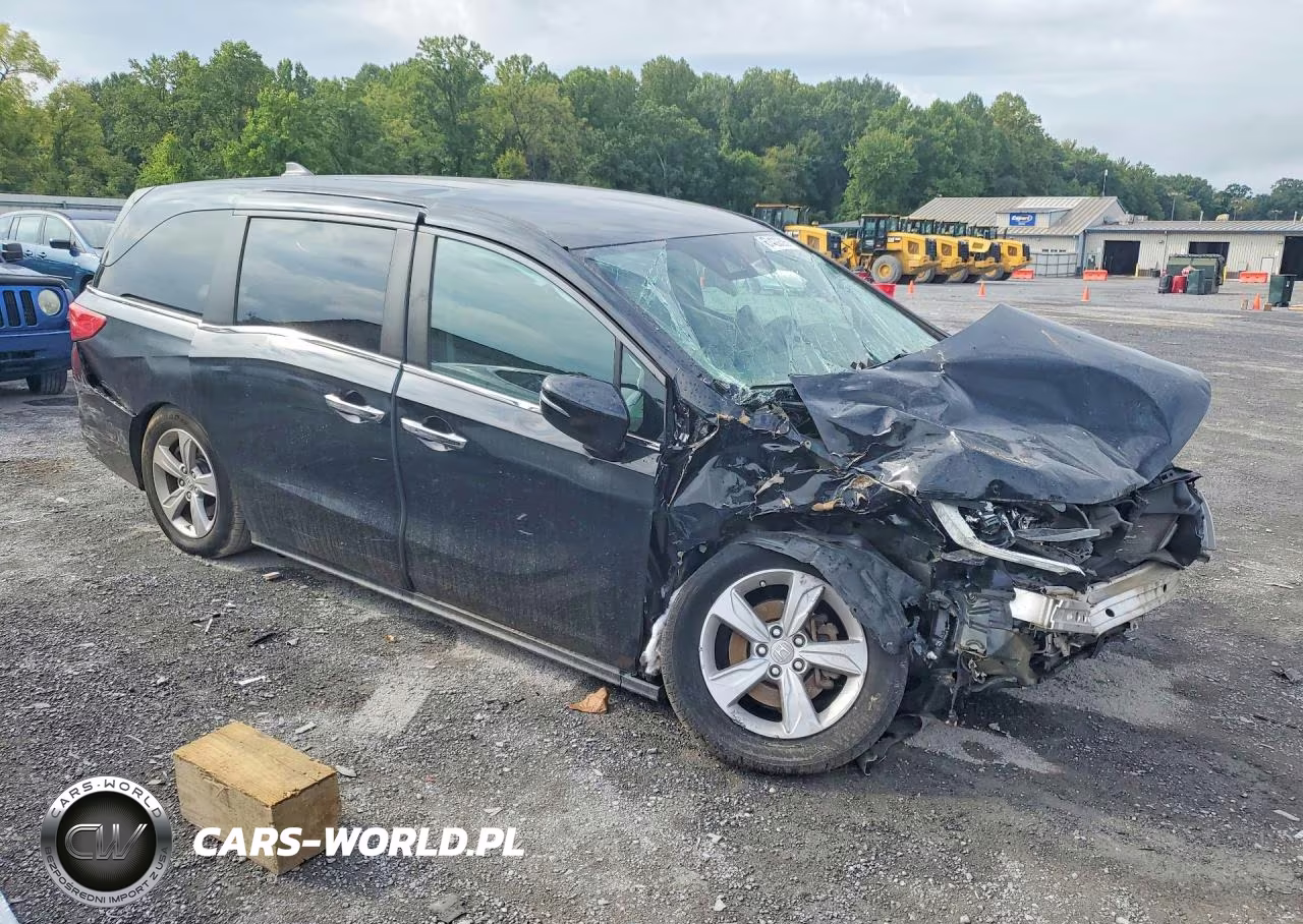 2018 Honda Odyssey Ex VIN:5FNRL6H53JB086800 - 4