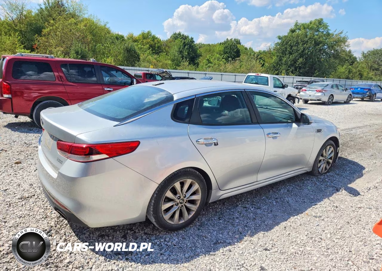 2017 Kia Optima Lx VIN:5XXGT4L30HG123732 - 3