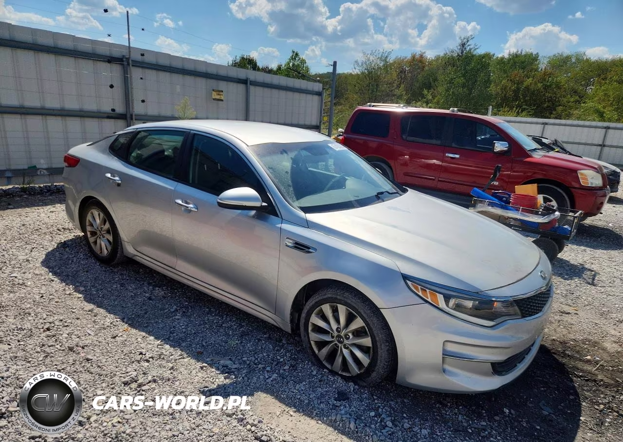 2017 Kia Optima Lx VIN:5XXGT4L30HG123732 - 4