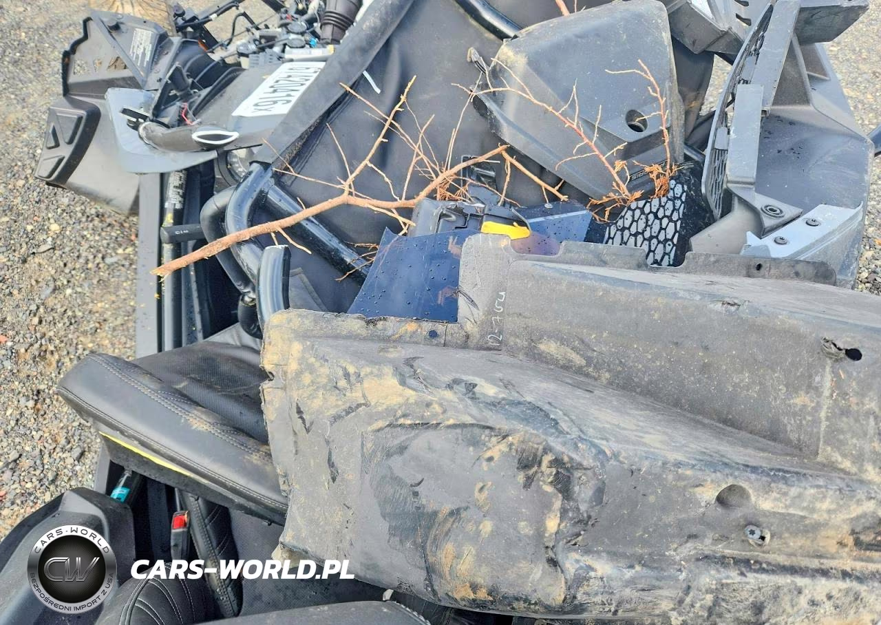 2023 Polaris Slingshot Slr VIN:57XAAFGB7P8155918 - 8