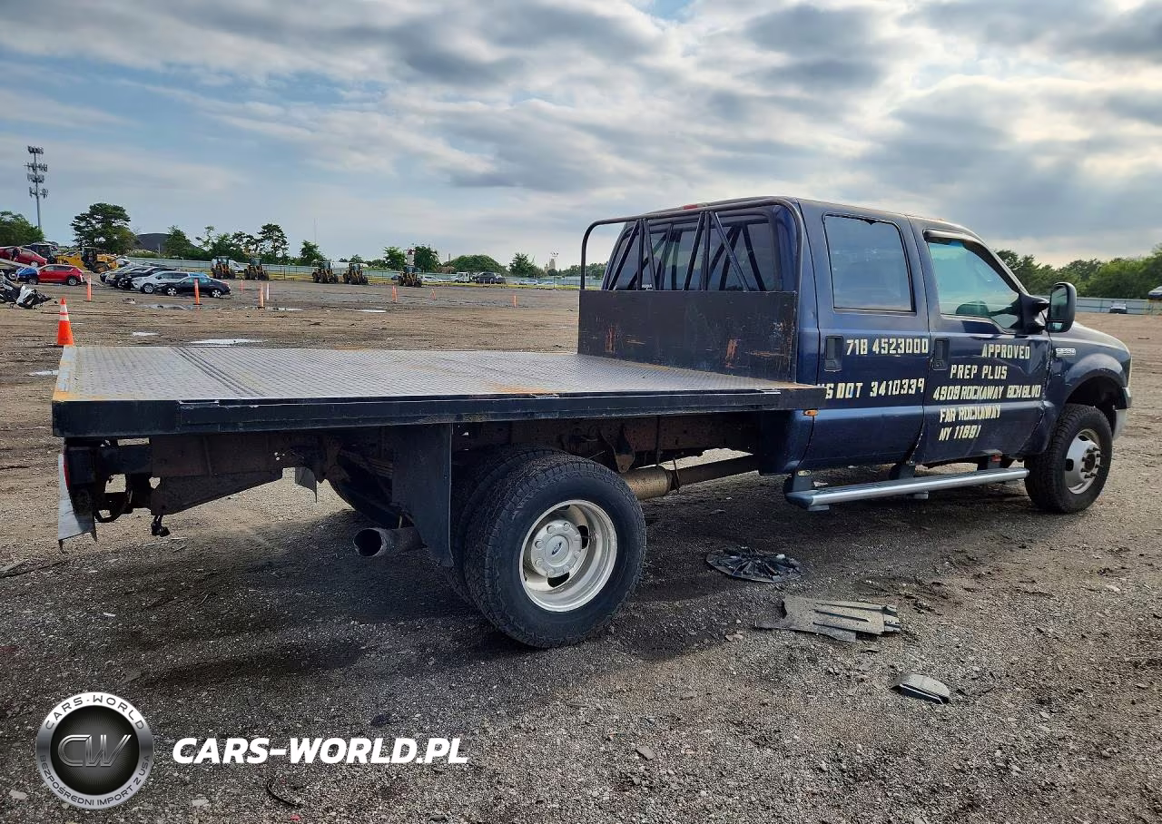 2005 Ford F350 Super Duty VIN:1FTWW33P15EC22558 - 3