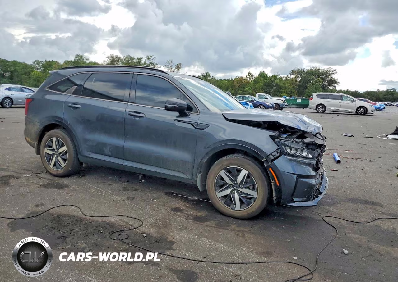 2022 Kia Sorento S VIN:5XYRL4LC7NG095055 - 4