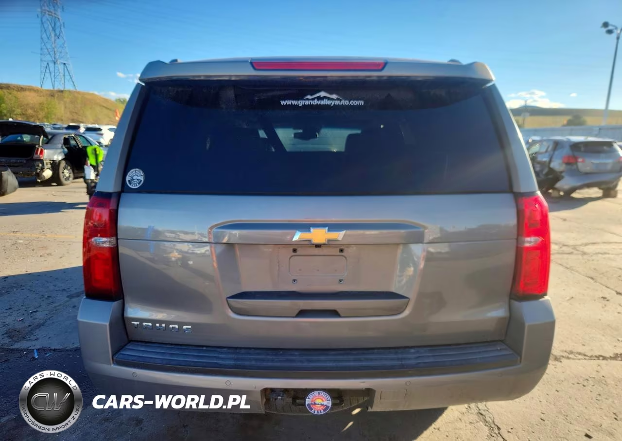 2018 Chev Tahoe VIN:1GNSKBKC2JR186926 - 6