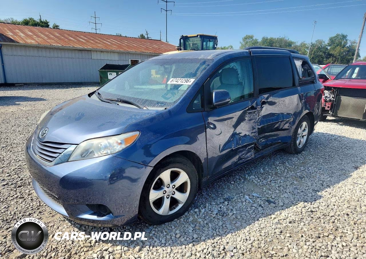 2016 Toyota Sienna Le