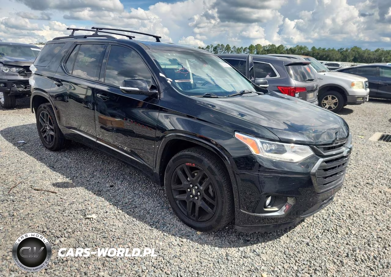2019 Chevrolet Traverse Premier VIN:1GNEVKKW7KJ244818 - 4