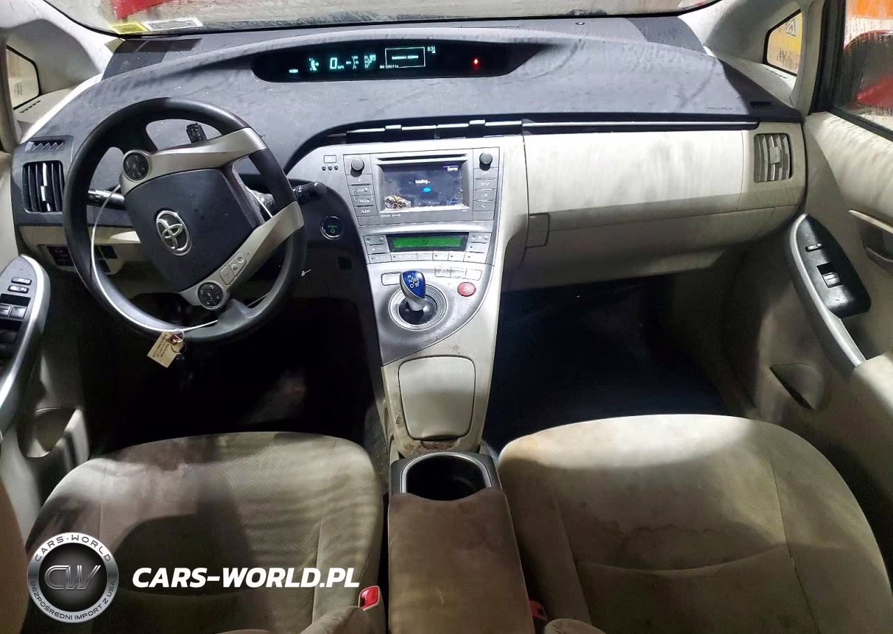 2013 Toyota Prius Three VIN:JTDKN3DUXD0349617 - 8