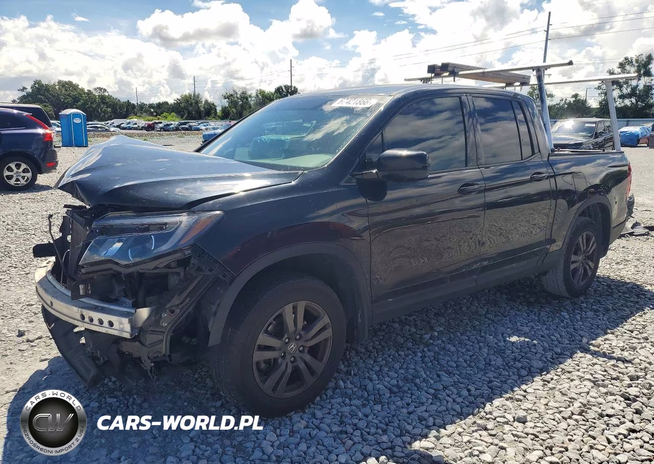2018 Honda Ridgeline Sport VIN:5FPYK3F13JB013236 - 1