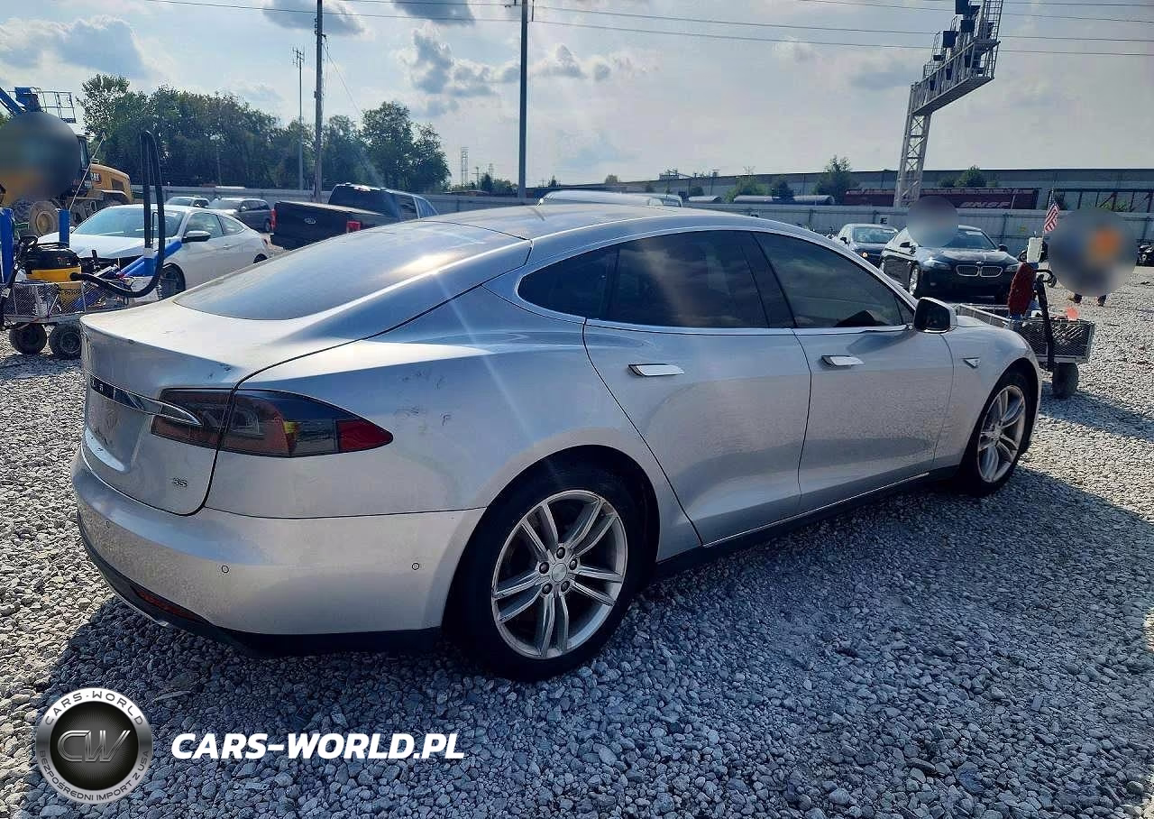 2014 Tesla Model S VIN:5YJSA1H12EFP61016 - 3