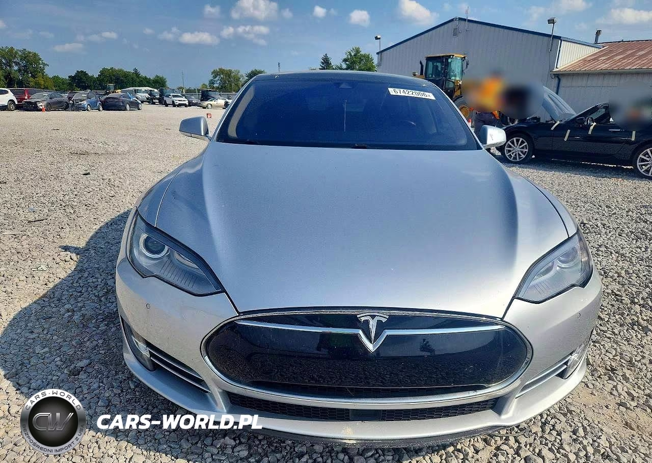 2014 Tesla Model S VIN:5YJSA1H12EFP61016 - 5