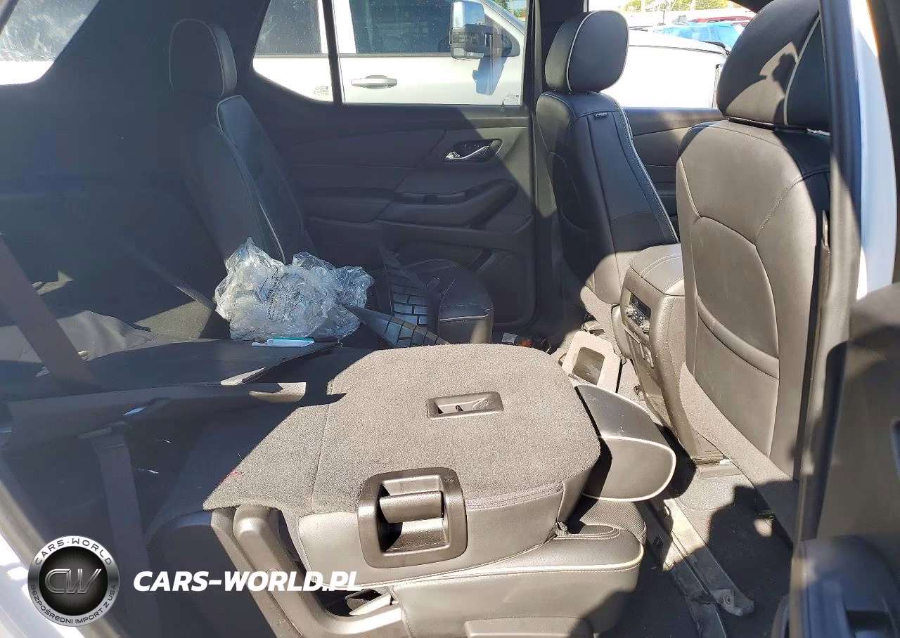 2022 Chevrolet Traverse Premier VIN:1GNEVKKW1NJ179811 - 11